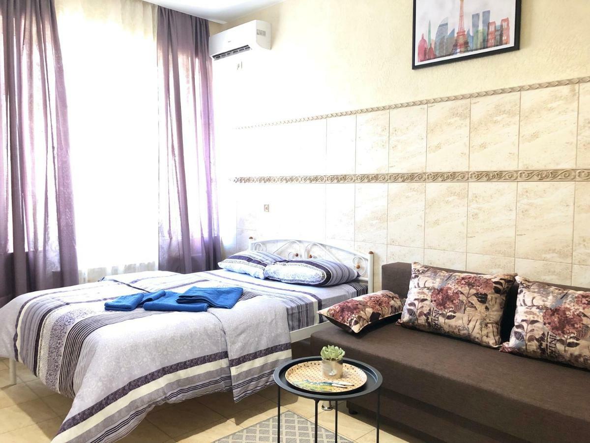 Modern Aparthotel Near Metro Pecherska Kiev Extérieur photo