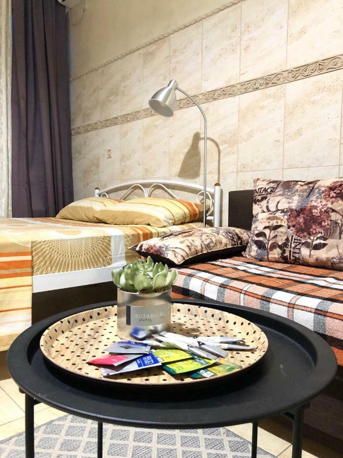 Modern Aparthotel Near Metro Pecherska Kiev Extérieur photo