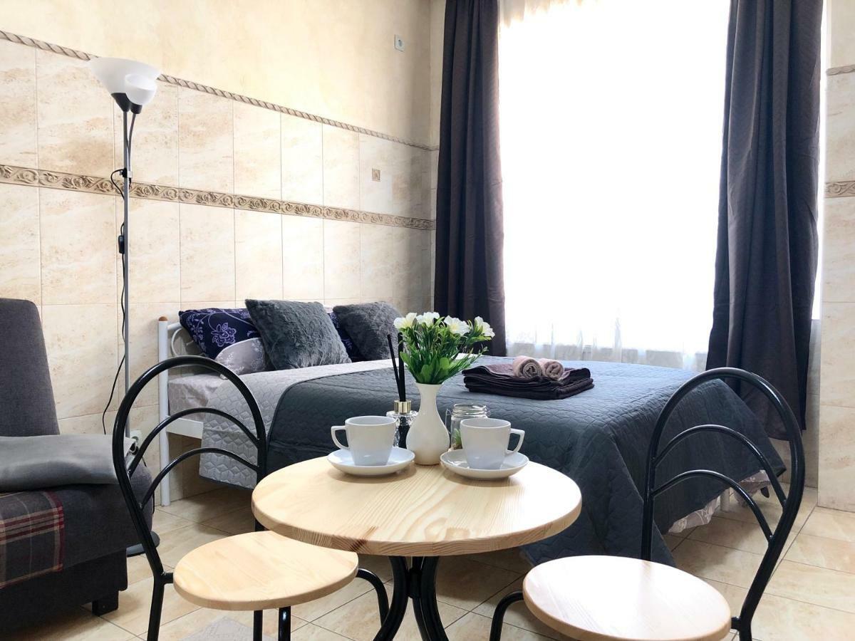 Modern Aparthotel Near Metro Pecherska Kiev Extérieur photo