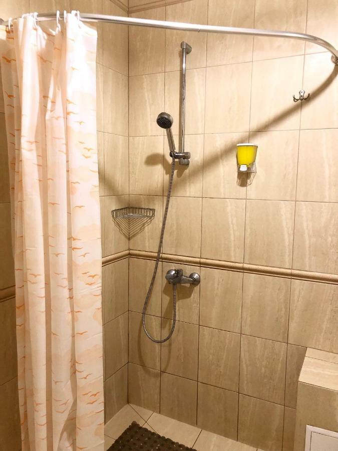 Modern Aparthotel Near Metro Pecherska Kiev Extérieur photo