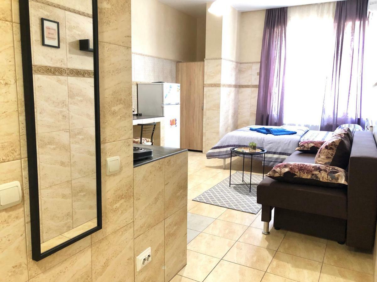 Modern Aparthotel Near Metro Pecherska Kiev Extérieur photo